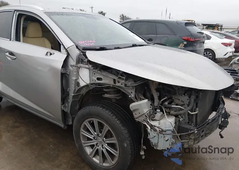 2017 Lexus Nx 200T z USA, uszkodzony, nr VIN JTJYARBZ7H2072830